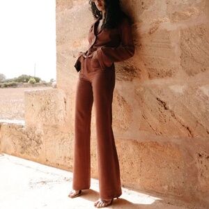 Jada Pant | Savannah Morrow